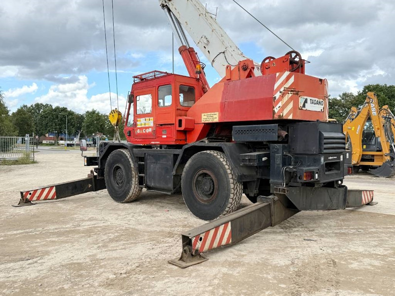 Tadano TR300E-1 - 4 Wheel Steering / 28.1m Boom + 12m Jib - Autodizalica za teške terene: slika Tadano TR300E-1 - 4 Wheel Steering / 28.1m Boom + 12m Jib - Autodizalica za teške terene Tadano TR300E-1 - 4 Wheel Steering / 28.1m Boom + 12m Jib - Autodizalica za teške terene: slika Tadano TR300E-1 - 4 Wheel Steering / 28.1m Boom + 12m Jib - Autodizalica za teške terene