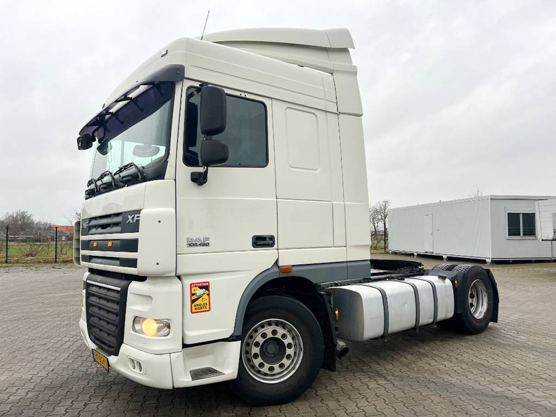 DAF XF 105.460 Automatic Gearbox / Euro 5 - Tegljač: slika DAF XF 105.460 Automatic Gearbox / Euro 5 - Tegljač DAF XF 105.460 Automatic Gearbox / Euro 5 - Tegljač: slika DAF XF 105.460 Automatic Gearbox / Euro 5 - Tegljač