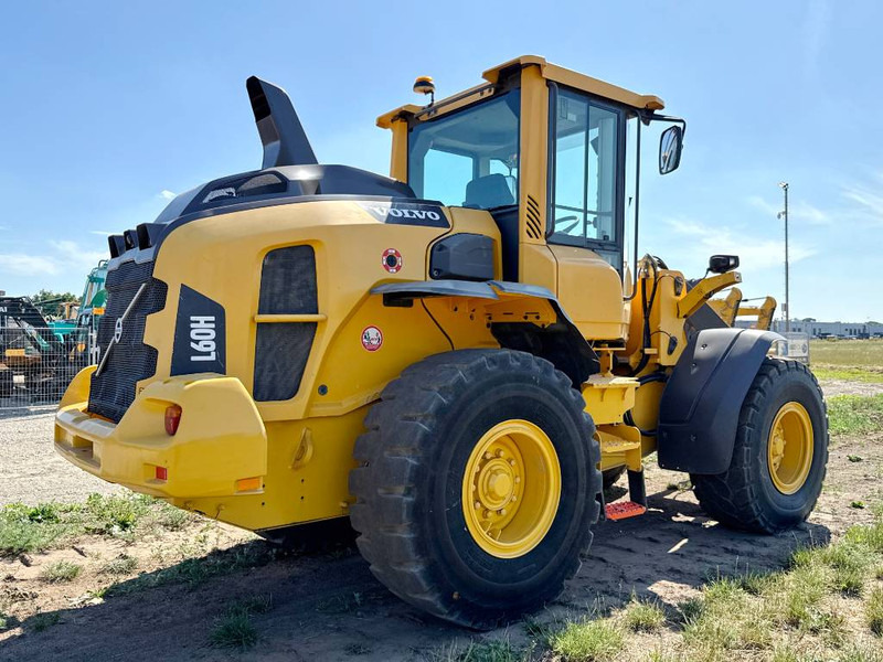 Volvo L60H - 3rd Function / Automatic Greasing - Utovarivač na kotačima: slika Volvo L60H - 3rd Function / Automatic Greasing - Utovarivač na kotačima Volvo L60H - 3rd Function / Automatic Greasing - Utovarivač na kotačima: slika Volvo L60H - 3rd Function / Automatic Greasing - Utovarivač na kotačima