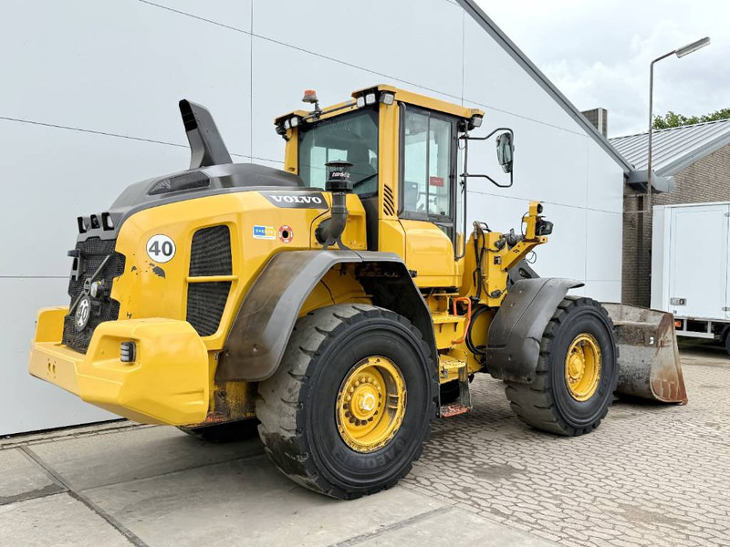 Volvo L70H - German Machine / 3rd Function / CDC - Utovarivač na kotačima: slika Volvo L70H - German Machine / 3rd Function / CDC - Utovarivač na kotačima Volvo L70H - German Machine / 3rd Function / CDC - Utovarivač na kotačima: slika Volvo L70H - German Machine / 3rd Function / CDC - Utovarivač na kotačima