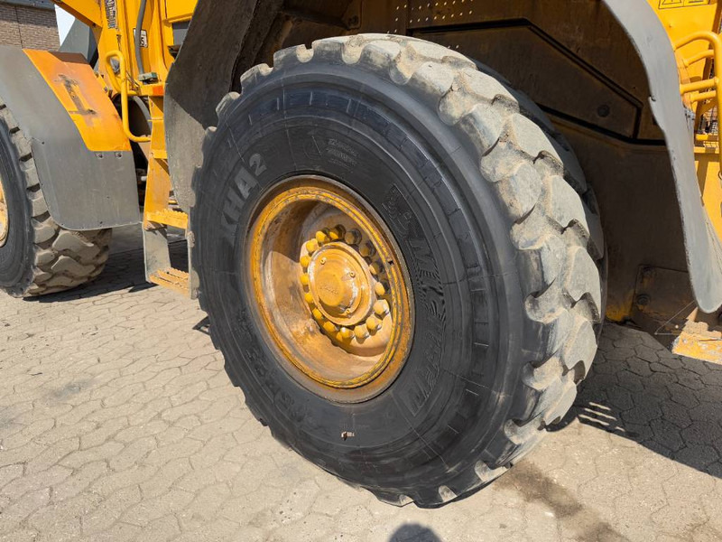 Utovarivač na kotačima Volvo L90F - German Machine / 3rd Function / Auto Lube: slika Utovarivač na kotačima Volvo L90F - German Machine / 3rd Function / Auto Lube