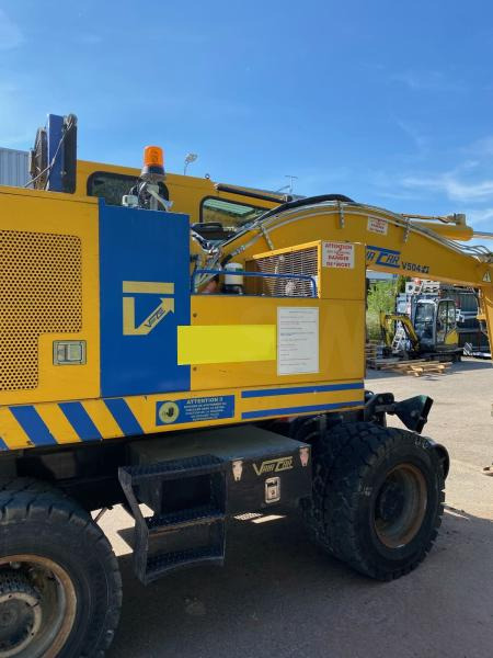 VAIA CAR V 504 - Bager na kotačima: slika VAIA CAR V 504 - Bager na kotačima VAIA CAR V 504 - Bager na kotačima: slika VAIA CAR V 504 - Bager na kotačima