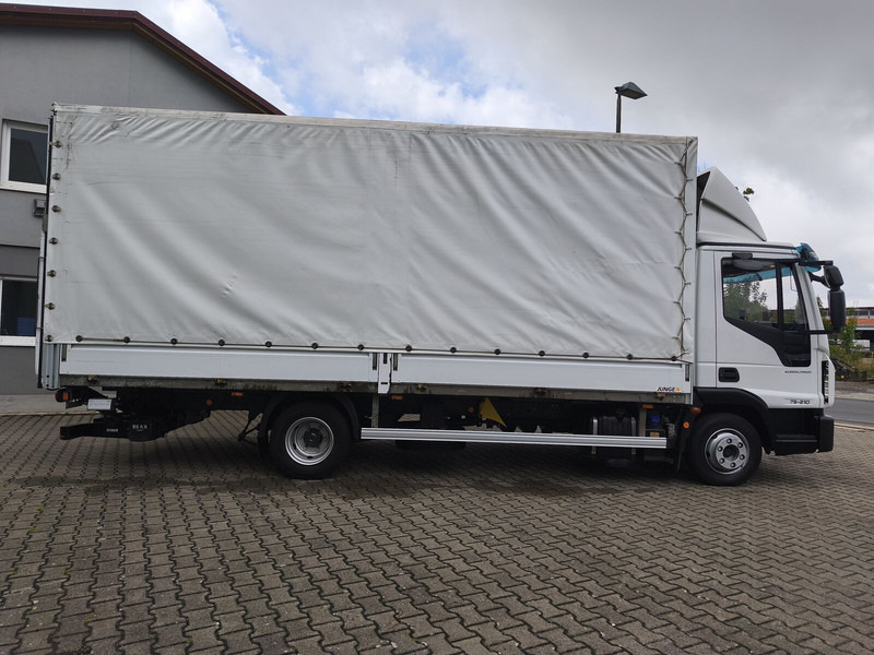 Iveco Eurocargo 75-21 - Kamion s ceradom: slika Iveco Eurocargo 75-21 - Kamion s ceradom Iveco Eurocargo 75-21 - Kamion s ceradom: slika Iveco Eurocargo 75-21 - Kamion s ceradom