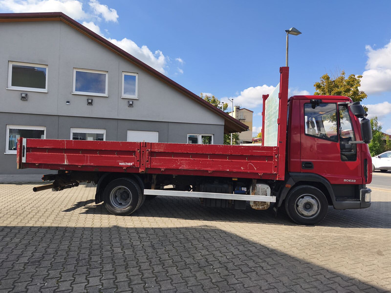 Iveco ML80E22 - Kamion s otvorenim sandukom: slika Iveco ML80E22 - Kamion s otvorenim sandukom Iveco ML80E22 - Kamion s otvorenim sandukom: slika Iveco ML80E22 - Kamion s otvorenim sandukom