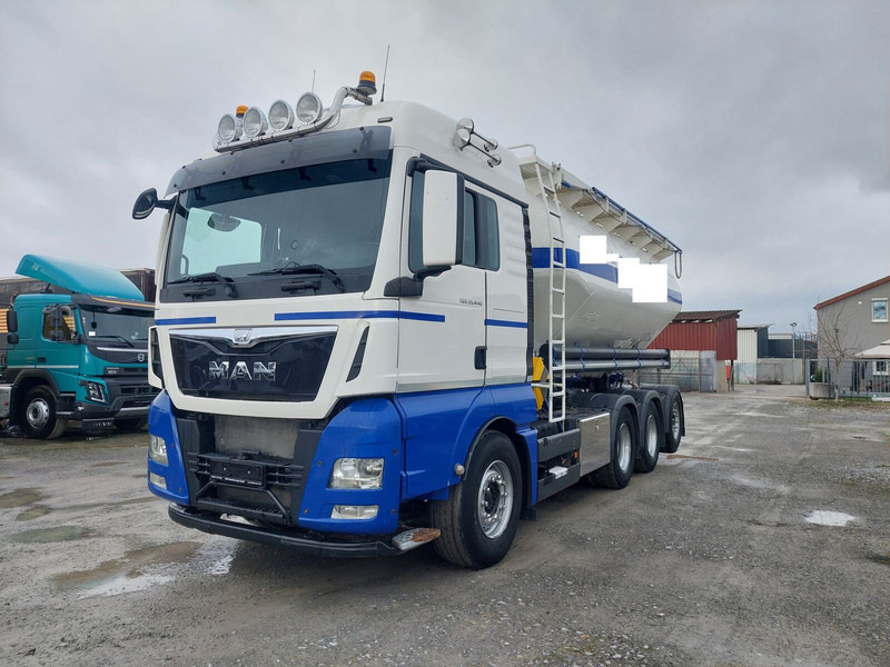 MAN TGX 35.440 Silo Euro 6 8x4 Lift+Lenk Klima (5) - Kamion: slika MAN TGX 35.440 Silo Euro 6 8x4 Lift+Lenk Klima (5) - Kamion MAN TGX 35.440 Silo Euro 6 8x4 Lift+Lenk Klima (5) - Kamion: slika MAN TGX 35.440 Silo Euro 6 8x4 Lift+Lenk Klima (5) - Kamion