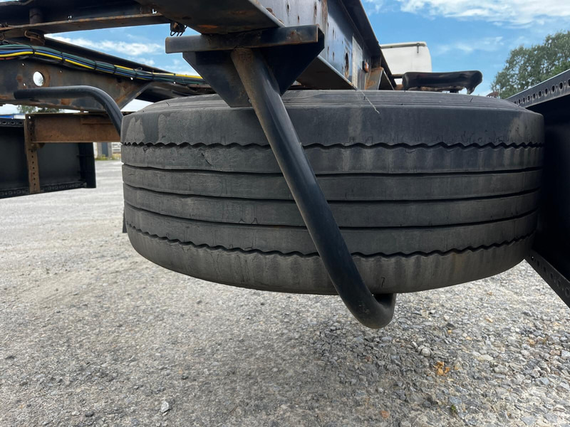 Krone AZ DB07CLNF 18F - Transporter kontejnera/ Prikolica s izmjenjivim sanducima: slika Krone AZ DB07CLNF 18F - Transporter kontejnera/ Prikolica s izmjenjivim sanducima Krone AZ DB07CLNF 18F - Transporter kontejnera/ Prikolica s izmjenjivim sanducima: slika Krone AZ DB07CLNF 18F - Transporter kontejnera/ Prikolica s izmjenjivim sanducima