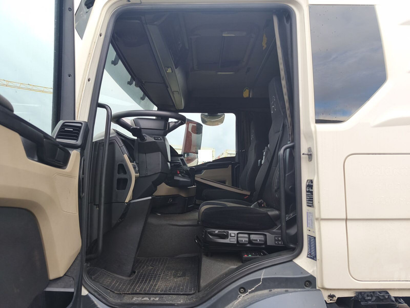 Kamion-šasija MAN TGL 12.250 Euro6 4x2 AHK: slika Kamion-šasija MAN TGL 12.250 Euro6 4x2 AHK