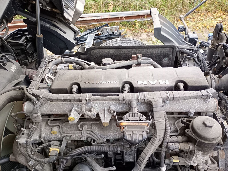 Kamion-šasija MAN TGL 12.250 Euro6 4x2 AHK: slika Kamion-šasija MAN TGL 12.250 Euro6 4x2 AHK