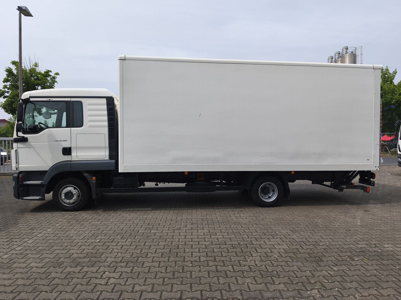 MAN TGL 8.190 Koffer gFH AHK LBW Euro 6 4x2 (11) - Kamion sandučar: slika MAN TGL 8.190 Koffer gFH AHK LBW Euro 6 4x2 (11) - Kamion sandučar MAN TGL 8.190 Koffer gFH AHK LBW Euro 6 4x2 (11) - Kamion sandučar: slika MAN TGL 8.190 Koffer gFH AHK LBW Euro 6 4x2 (11) - Kamion sandučar