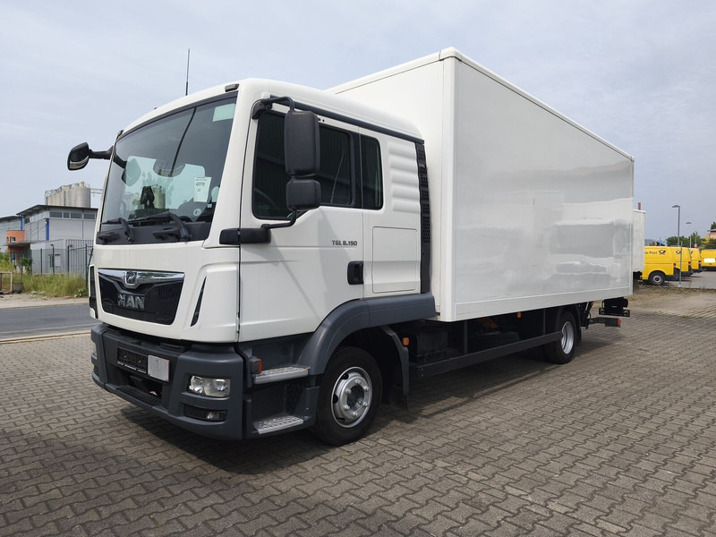 MAN TGL 8.190 Koffer gFH AHK LBW Euro 6 4x2 (11) - Kamion sandučar: slika MAN TGL 8.190 Koffer gFH AHK LBW Euro 6 4x2 (11) - Kamion sandučar MAN TGL 8.190 Koffer gFH AHK LBW Euro 6 4x2 (11) - Kamion sandučar: slika MAN TGL 8.190 Koffer gFH AHK LBW Euro 6 4x2 (11) - Kamion sandučar