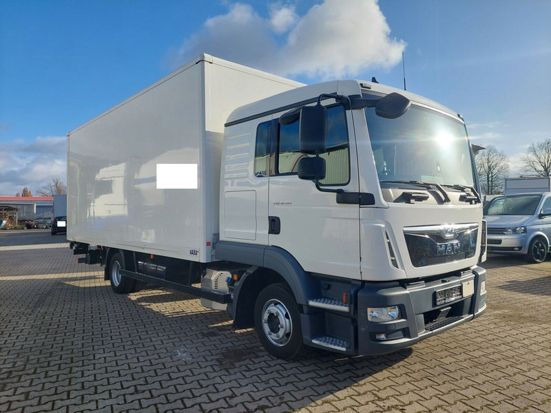 MAN TGL 8.190 L gFH Koffer LBW AHK (25) TÜV NEU - Kamion sandučar: slika MAN TGL 8.190 L gFH Koffer LBW AHK (25) TÜV NEU - Kamion sandučar MAN TGL 8.190 L gFH Koffer LBW AHK (25) TÜV NEU - Kamion sandučar: slika MAN TGL 8.190 L gFH Koffer LBW AHK (25) TÜV NEU - Kamion sandučar