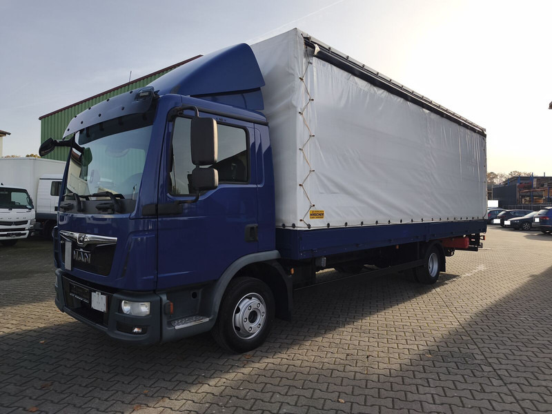 MAN TGL 8.220 4x2 Euro 6 LBW AHK (19) - Kamion s ceradom: slika MAN TGL 8.220 4x2 Euro 6 LBW AHK (19) - Kamion s ceradom MAN TGL 8.220 4x2 Euro 6 LBW AHK (19) - Kamion s ceradom: slika MAN TGL 8.220 4x2 Euro 6 LBW AHK (19) - Kamion s ceradom