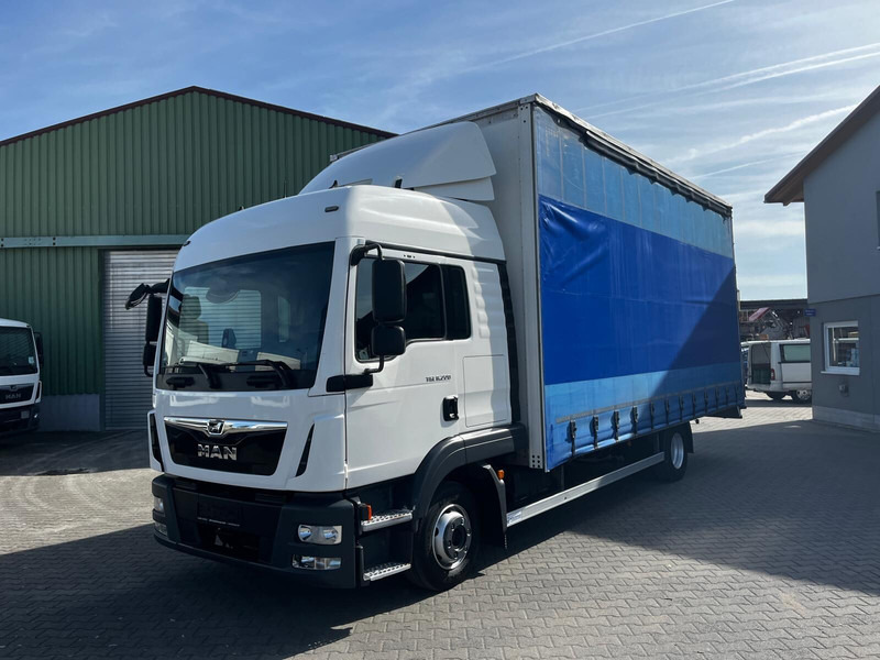 MAN TGL 8.220 - Kamion s ceradom: slika MAN TGL 8.220 - Kamion s ceradom MAN TGL 8.220 - Kamion s ceradom: slika MAN TGL 8.220 - Kamion s ceradom