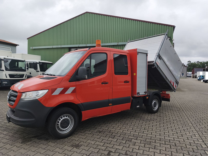 Mercedes-Benz 316 Sprinter DoKa Kipper Euro 6 4x2 (4) - Mali kamion kiper, Dostavno vozilo s dvostrukom kabinom: slika Mercedes-Benz 316 Sprinter DoKa Kipper Euro 6 4x2 (4) - Mali kamion kiper, Dostavno vozilo s dvostrukom kabinom Mercedes-Benz 316 Sprinter DoKa Kipper Euro 6 4x2 (4) - Mali kamion kiper, Dostavno vozilo s dvostrukom kabinom: slika Mercedes-Benz 316 Sprinter DoKa Kipper Euro 6 4x2 (4) - Mali kamion kiper, Dostavno vozilo s dvostrukom kabinom