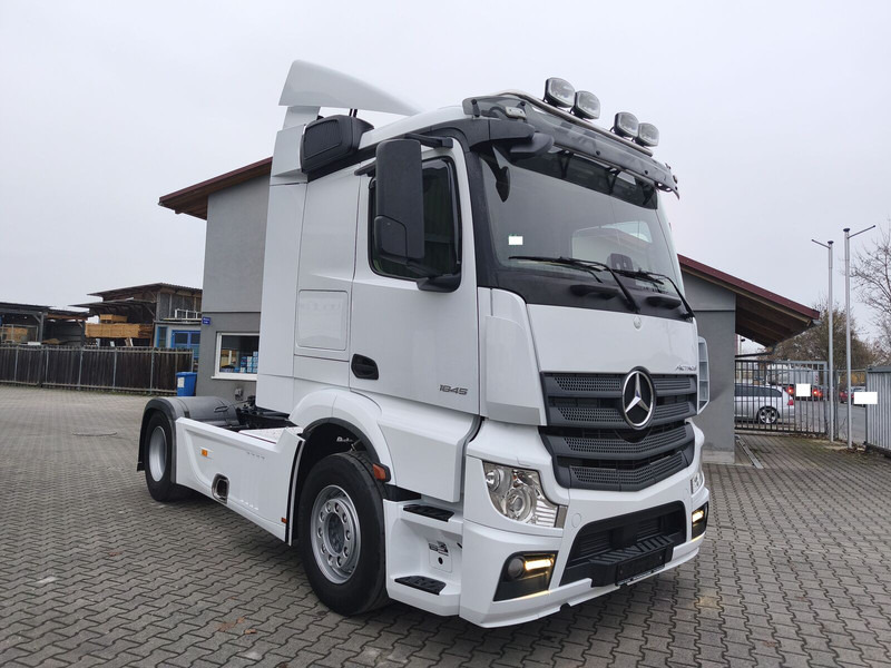 Mercedes-Benz Actros 1845 Sattelzugmaschine Euro 6 4x2 - Tegljač: slika Mercedes-Benz Actros 1845 Sattelzugmaschine Euro 6 4x2 - Tegljač Mercedes-Benz Actros 1845 Sattelzugmaschine Euro 6 4x2 - Tegljač: slika Mercedes-Benz Actros 1845 Sattelzugmaschine Euro 6 4x2 - Tegljač