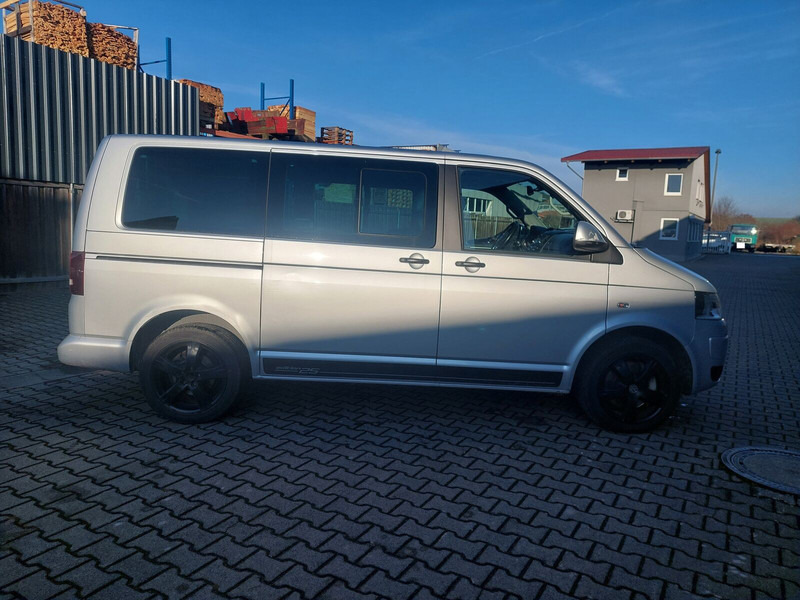 Volkswagen Transporter Multivan AHK Doppelklima Tisch Leder 7-Sitzer - Minibus, Putnički kombi: slika Volkswagen Transporter Multivan AHK Doppelklima Tisch Leder 7-Sitzer - Minibus, Putnički kombi Volkswagen Transporter Multivan AHK Doppelklima Tisch Leder 7-Sitzer - Minibus, Putnički kombi: slika Volkswagen Transporter Multivan AHK Doppelklima Tisch Leder 7-Sitzer - Minibus, Putnički kombi