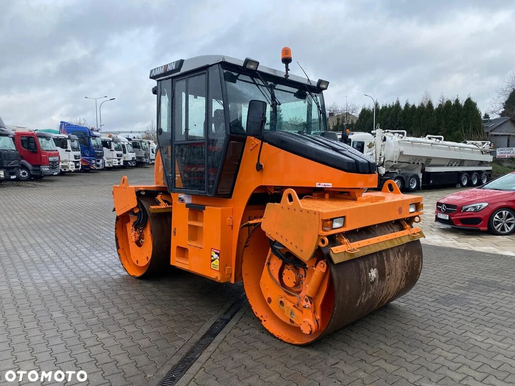 Ammann AV95-2 / Vibrations / 1 Owner / NEW Service - Cestovni valjak: slika Ammann AV95-2 / Vibrations / 1 Owner / NEW Service - Cestovni valjak Ammann AV95-2 / Vibrations / 1 Owner / NEW Service - Cestovni valjak: slika Ammann AV95-2 / Vibrations / 1 Owner / NEW Service - Cestovni valjak