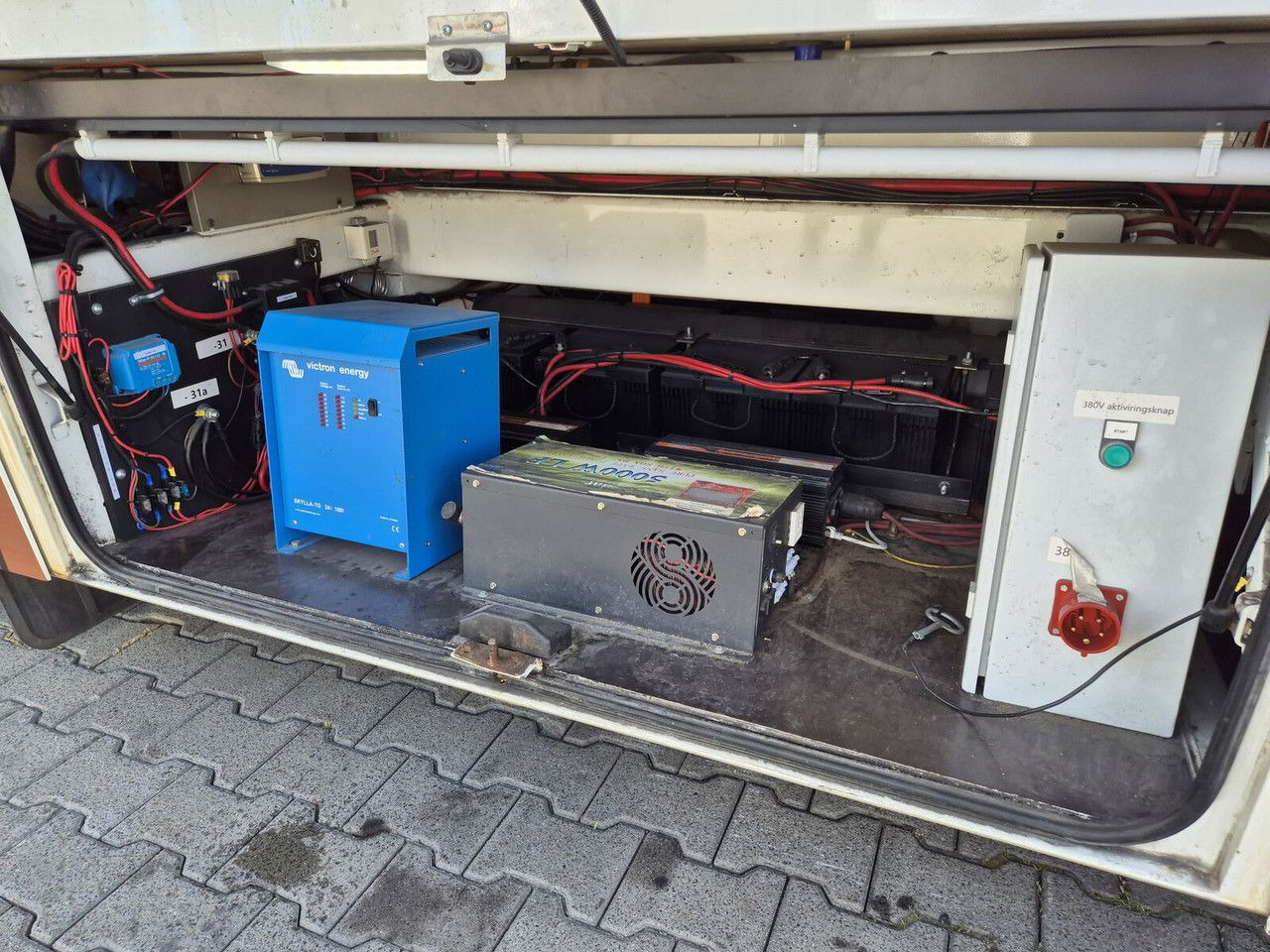 Autobus Irisbus Iveco 330 KM / Like Camper / Solar Panels: slika Autobus Irisbus Iveco 330 KM / Like Camper / Solar Panels