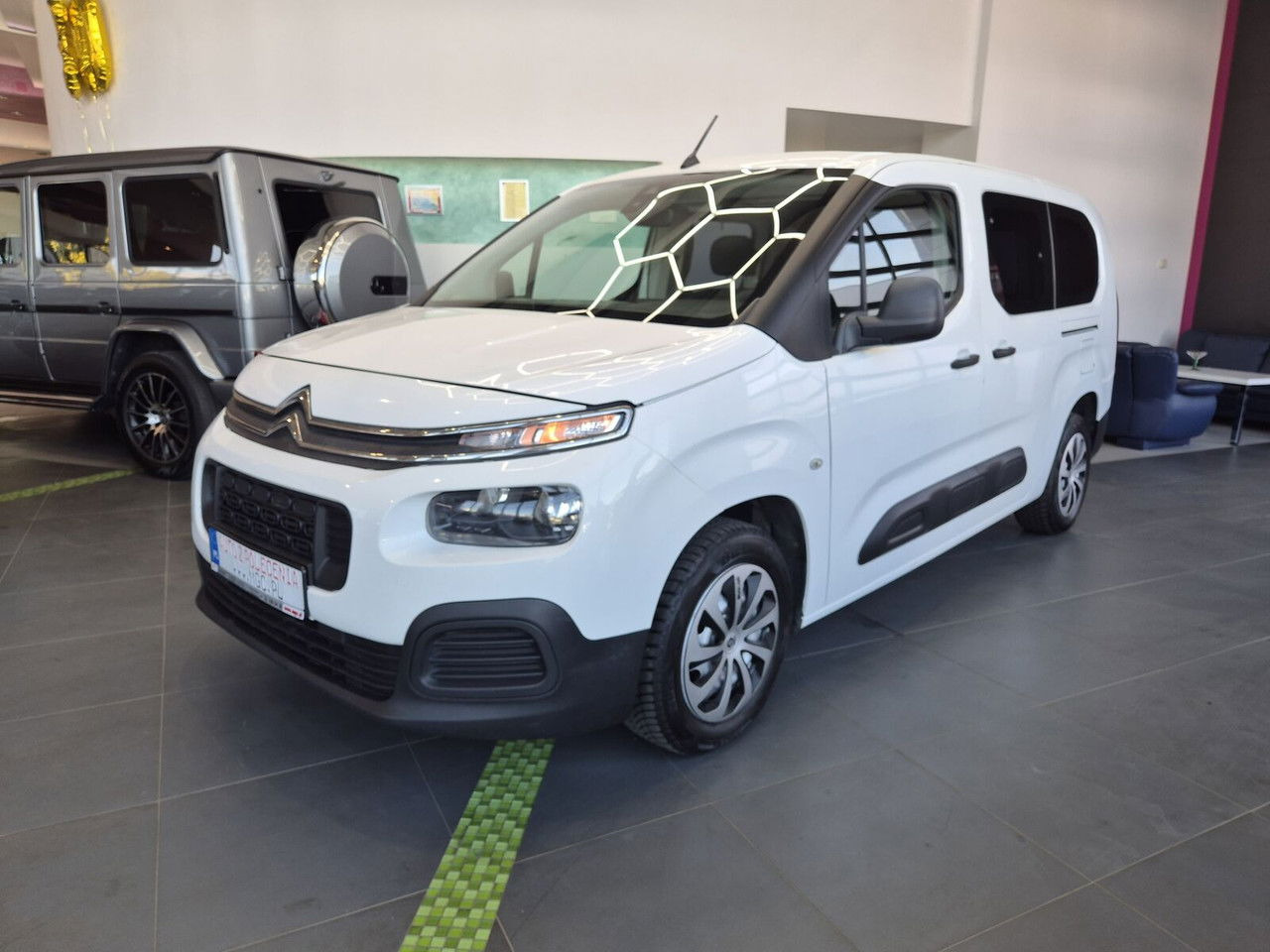 Citroën Berlingo 1.2 / 1 Owner / Serviced - Furgon: slika Citroën Berlingo 1.2 / 1 Owner / Serviced - Furgon Citroën Berlingo 1.2 / 1 Owner / Serviced - Furgon: slika Citroën Berlingo 1.2 / 1 Owner / Serviced - Furgon