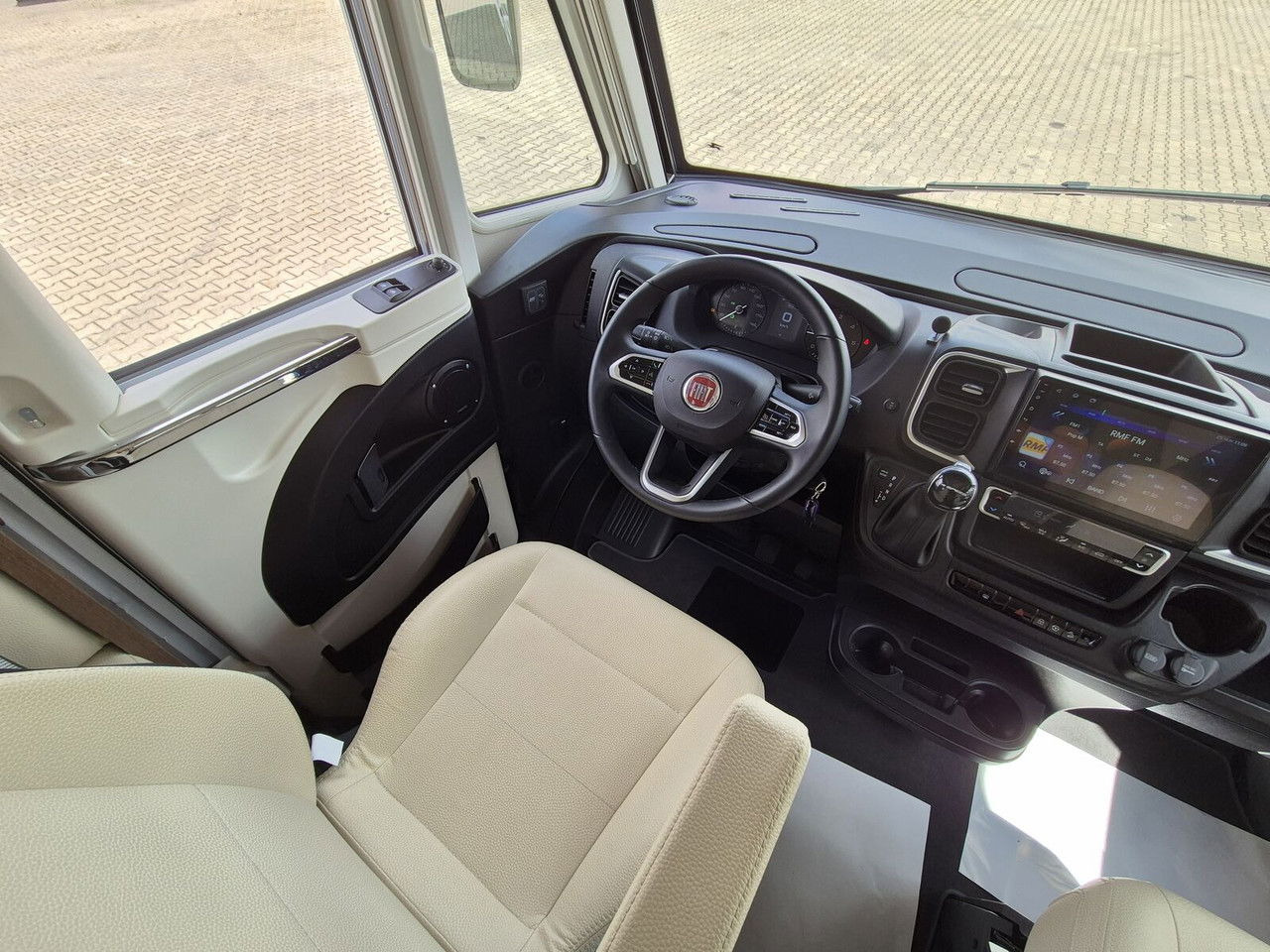 Novi Integrirani kamper Fiat H4109 VIP / Brand NEW Laika H4109 VIP / Brand NEW: slika Novi Integrirani kamper Fiat H4109 VIP / Brand NEW Laika H4109 VIP / Brand NEW