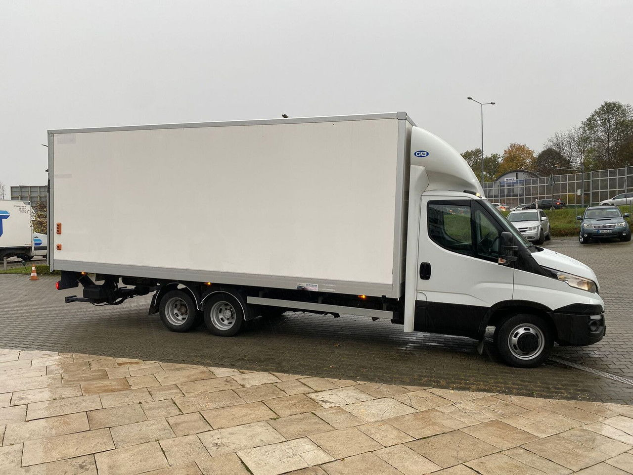 Iveco Daily 35C18 35C180 / NEW Service / Trailer / Euro 6 - Kamion sandučar: slika Iveco Daily 35C18 35C180 / NEW Service / Trailer / Euro 6 - Kamion sandučar Iveco Daily 35C18 35C180 / NEW Service / Trailer / Euro 6 - Kamion sandučar: slika Iveco Daily 35C18 35C180 / NEW Service / Trailer / Euro 6 - Kamion sandučar