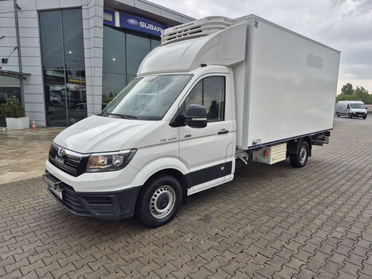 MAN TGE 3.180 DSG 4Motion / 4X4 / Mitsubishi / 1 Owner - Dostavno vozilo hladnjača: slika MAN TGE 3.180 DSG 4Motion / 4X4 / Mitsubishi / 1 Owner - Dostavno vozilo hladnjača MAN TGE 3.180 DSG 4Motion / 4X4 / Mitsubishi / 1 Owner - Dostavno vozilo hladnjača: slika MAN TGE 3.180 DSG 4Motion / 4X4 / Mitsubishi / 1 Owner - Dostavno vozilo hladnjača