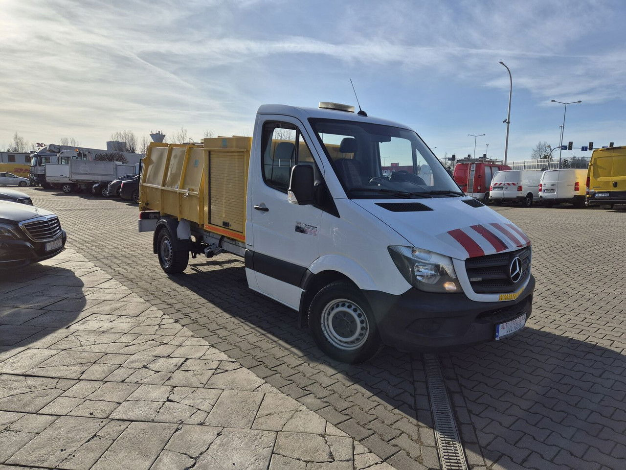 Mercedes-Benz Sprinter 316 CDi Aut. / Hummel HU2 / Webasto / 1 Owner Mercedes-Benz Sprinter 316 CDi Aut. / Hummel HU2 / Webasto / 1 Owner - Kamion za odvoz smeća: slika Mercedes-Benz Sprinter 316 CDi Aut. / Hummel HU2 / Webasto / 1 Owner Mercedes-Benz Sprinter 316 CDi Aut. / Hummel HU2 / Webasto / 1 Owner - Kamion za odvoz smeća Mercedes-Benz Sprinter 316 CDi Aut. / Hummel HU2 / Webasto / 1 Owner Mercedes-Benz Sprinter 316 CDi Aut. / Hummel HU2 / Webasto / 1 Owner - Kamion za odvoz smeća: slika Mercedes-Benz Sprinter 316 CDi Aut. / Hummel HU2 / Webasto / 1 Owner Mercedes-Benz Sprinter 316 CDi Aut. / Hummel HU2 / Webasto / 1 Owner - Kamion za odvoz smeća