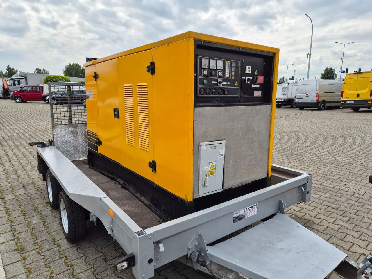 SDMO NS 60 W M / Works Great / 1 Owner - Generatorski set: slika SDMO NS 60 W M / Works Great / 1 Owner - Generatorski set SDMO NS 60 W M / Works Great / 1 Owner - Generatorski set: slika SDMO NS 60 W M / Works Great / 1 Owner - Generatorski set