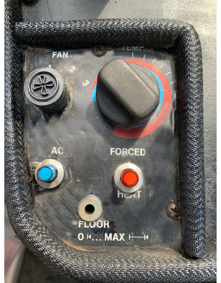 Viličar Svetruck TMF 12/9 HB / 1 Owner / Reach Stacker / Elme Sprea DER: slika Viličar Svetruck TMF 12/9 HB / 1 Owner / Reach Stacker / Elme Sprea DER Viličar Svetruck TMF 12/9 HB / 1 Owner / Reach Stacker / Elme Sprea DER: slika Viličar Svetruck TMF 12/9 HB / 1 Owner / Reach Stacker / Elme Sprea DER