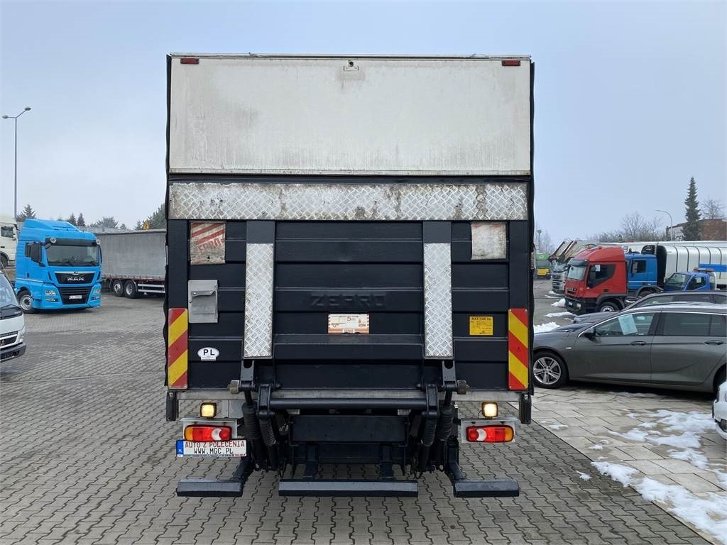 Volvo FL240 / HULSTEINS / 18 EP / 1 OWNER / SERVICED! - Kamion hladnjača: slika Volvo FL240 / HULSTEINS / 18 EP / 1 OWNER / SERVICED! - Kamion hladnjača Volvo FL240 / HULSTEINS / 18 EP / 1 OWNER / SERVICED! - Kamion hladnjača: slika Volvo FL240 / HULSTEINS / 18 EP / 1 OWNER / SERVICED! - Kamion hladnjača