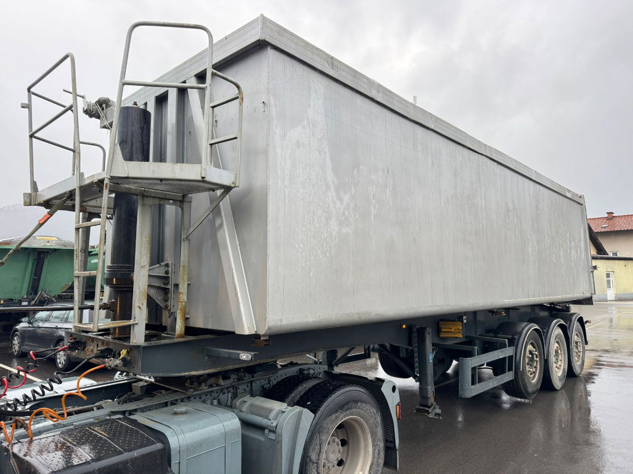 Carnehl 3-Axle Tipper Trailer - 20 m3 - Kiper poluprikolica: slika Carnehl 3-Axle Tipper Trailer - 20 m3 - Kiper poluprikolica Carnehl 3-Axle Tipper Trailer - 20 m3 - Kiper poluprikolica: slika Carnehl 3-Axle Tipper Trailer - 20 m3 - Kiper poluprikolica