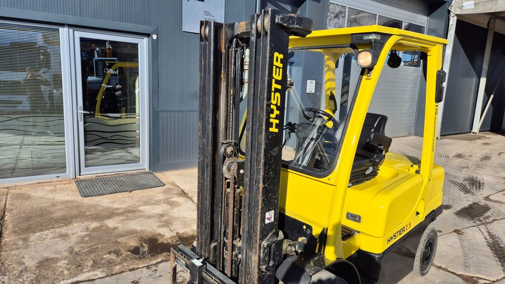 Hyster H2.5XT - 2013 Year - Triplex - 6990 Hours - Viličar: slika Hyster H2.5XT - 2013 Year - Triplex - 6990 Hours - Viličar Hyster H2.5XT - 2013 Year - Triplex - 6990 Hours - Viličar: slika Hyster H2.5XT - 2013 Year - Triplex - 6990 Hours - Viličar