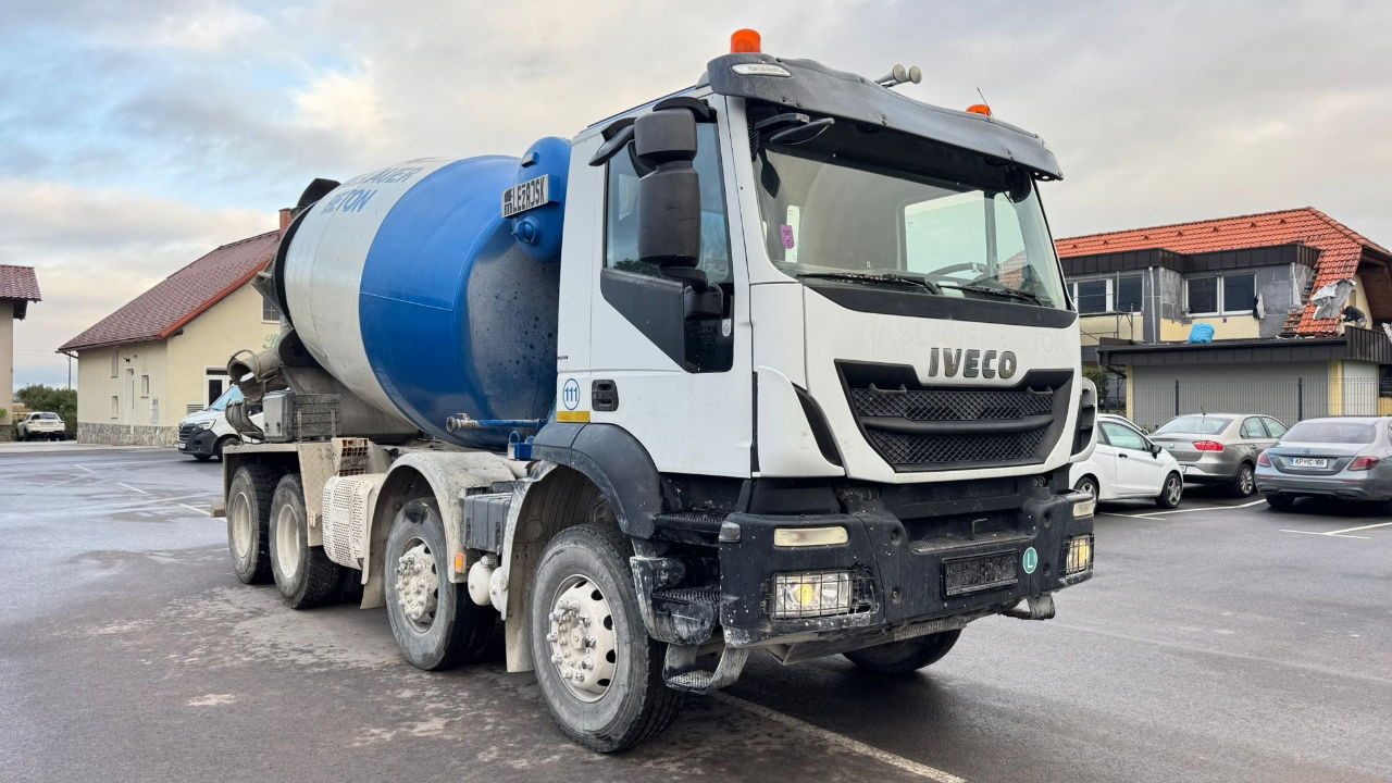 Iveco Trakker AD340TB45 8x4 mixer 10m3 - Automješalica: slika Iveco Trakker AD340TB45 8x4 mixer 10m3 - Automješalica Iveco Trakker AD340TB45 8x4 mixer 10m3 - Automješalica: slika Iveco Trakker AD340TB45 8x4 mixer 10m3 - Automješalica