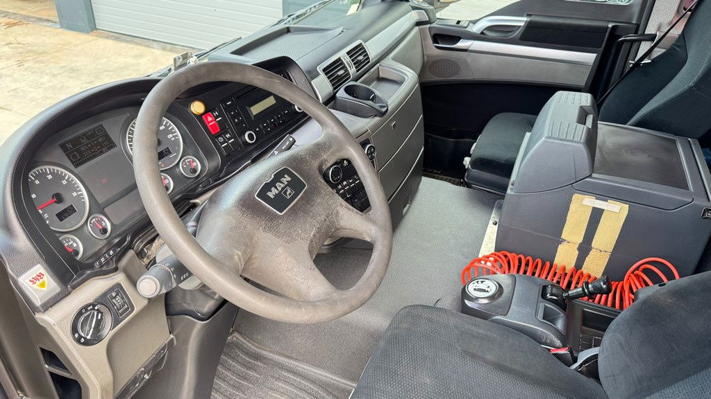 Kiper MAN TGS 35.480 8x4 schmitz dumper tipper: slika Kiper MAN TGS 35.480 8x4 schmitz dumper tipper