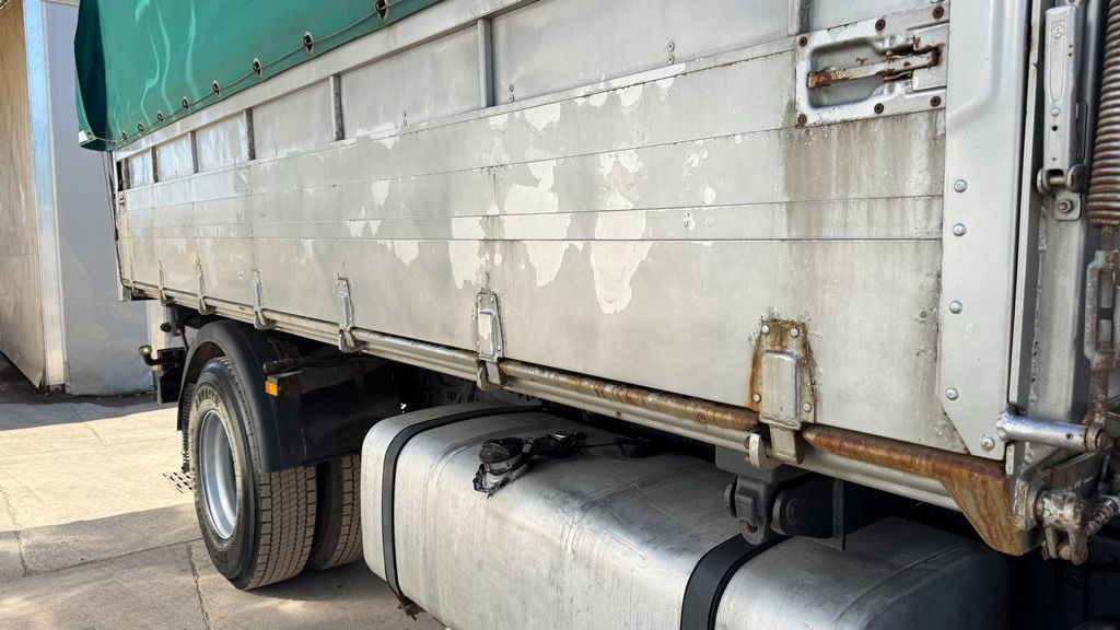 Mercedes-Benz Actros 1841 L 4x2 tipper - tarpaulin - euro 5 - Kiper: slika Mercedes-Benz Actros 1841 L 4x2 tipper - tarpaulin - euro 5 - Kiper Mercedes-Benz Actros 1841 L 4x2 tipper - tarpaulin - euro 5 - Kiper: slika Mercedes-Benz Actros 1841 L 4x2 tipper - tarpaulin - euro 5 - Kiper
