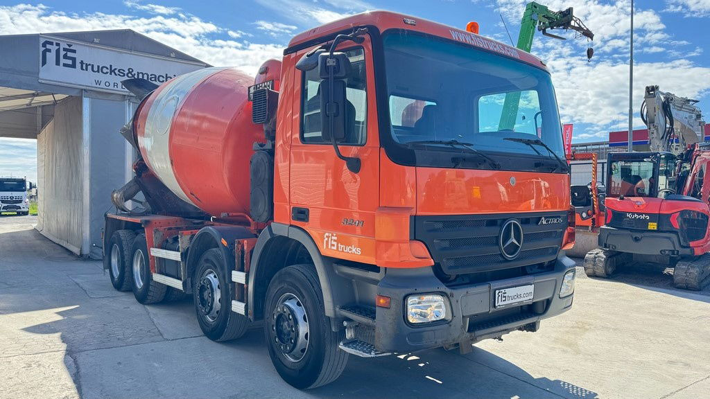 Mercedes-Benz Actros 3241 8x4 mixer 9m3 - Automješalica: slika Mercedes-Benz Actros 3241 8x4 mixer 9m3 - Automješalica Mercedes-Benz Actros 3241 8x4 mixer 9m3 - Automješalica: slika Mercedes-Benz Actros 3241 8x4 mixer 9m3 - Automješalica