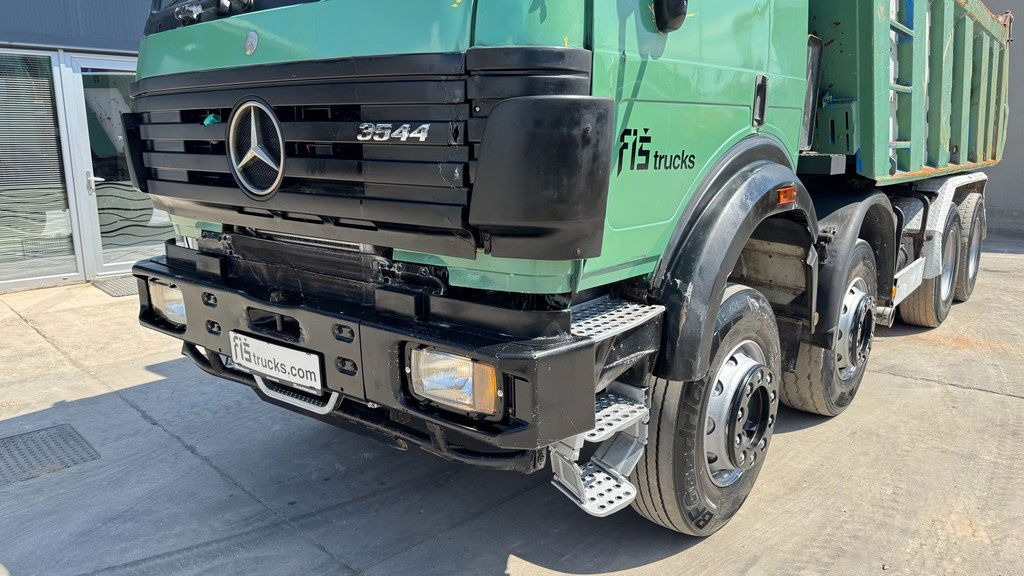 Mercedes-Benz SK 3235 8X4 tipper - V8 - Kiper: slika Mercedes-Benz SK 3235 8X4 tipper - V8 - Kiper Mercedes-Benz SK 3235 8X4 tipper - V8 - Kiper: slika Mercedes-Benz SK 3235 8X4 tipper - V8 - Kiper