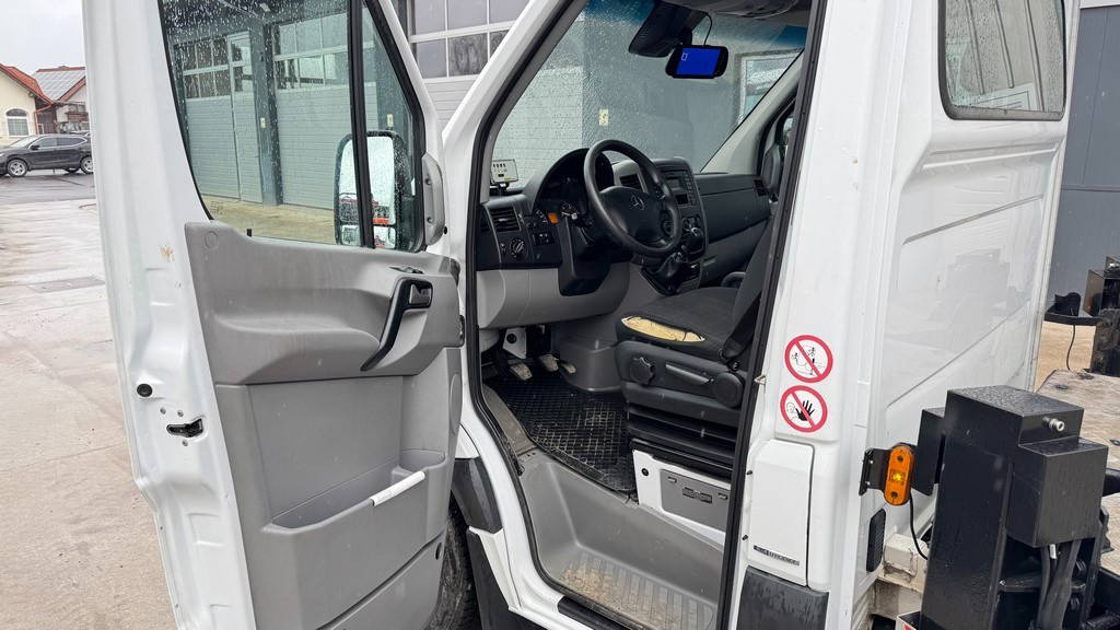 Podizna platforma montirana na kamion Mercedes-Benz Sprinter S 516 CDI - paflinger platform 24m - AC: slika Podizna platforma montirana na kamion Mercedes-Benz Sprinter S 516 CDI - paflinger platform 24m - AC