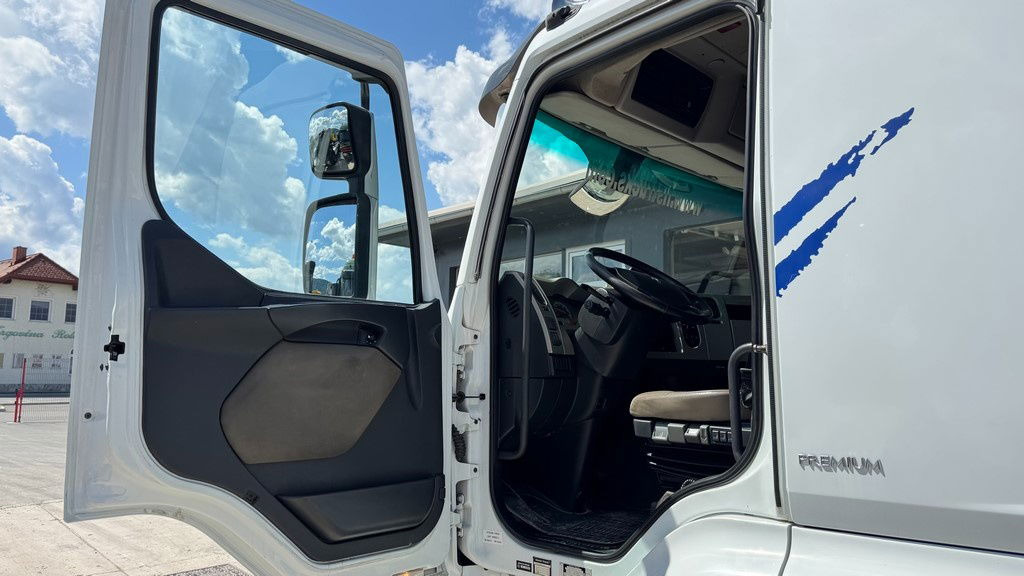 Zakup Renault Premium 460 4x2 LKW transporter + rolfo trailer  Renault Premium 460 4x2 LKW transporter + rolfo trailer: slika Zakup Renault Premium 460 4x2 LKW transporter + rolfo trailer  Renault Premium 460 4x2 LKW transporter + rolfo trailer