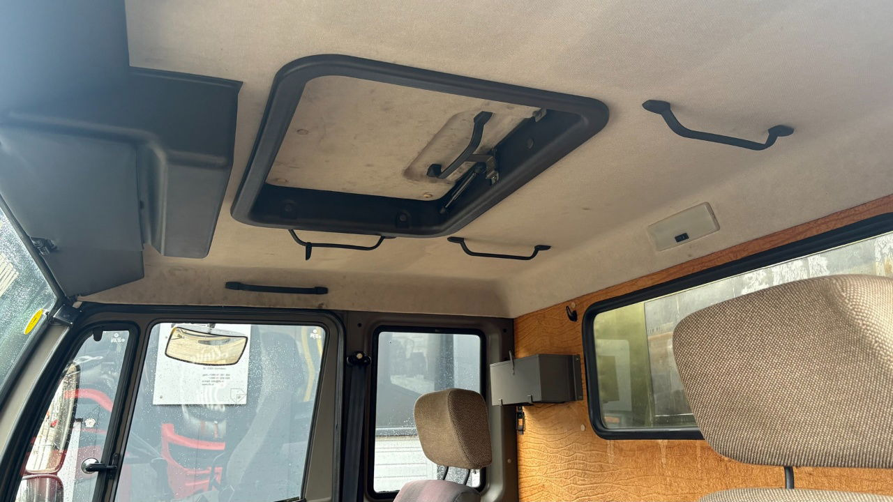 Kamion s ceradom Steyr 12M18 4X4 stake body - 62.000km: slika Kamion s ceradom Steyr 12M18 4X4 stake body - 62.000km