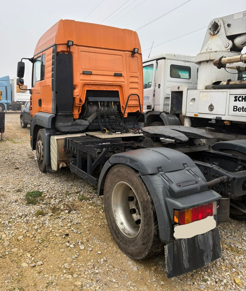 MAN TGA 18.430 4x2 tractor unit - new tyres - Tegljač: slika MAN TGA 18.430 4x2 tractor unit - new tyres - Tegljač MAN TGA 18.430 4x2 tractor unit - new tyres - Tegljač: slika MAN TGA 18.430 4x2 tractor unit - new tyres - Tegljač