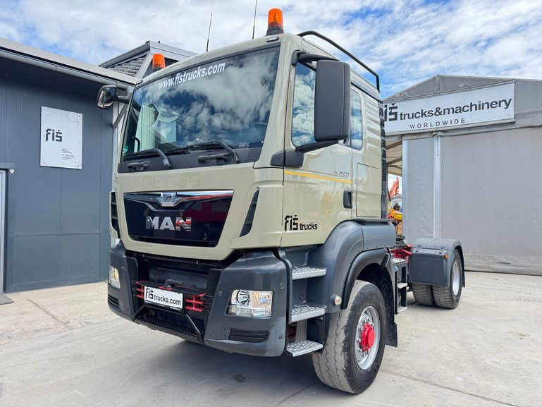 MAN TGS 18.480 4X4 tractor unit - tipper hydraulics - Tegljač: slika MAN TGS 18.480 4X4 tractor unit - tipper hydraulics - Tegljač MAN TGS 18.480 4X4 tractor unit - tipper hydraulics - Tegljač: slika MAN TGS 18.480 4X4 tractor unit - tipper hydraulics - Tegljač