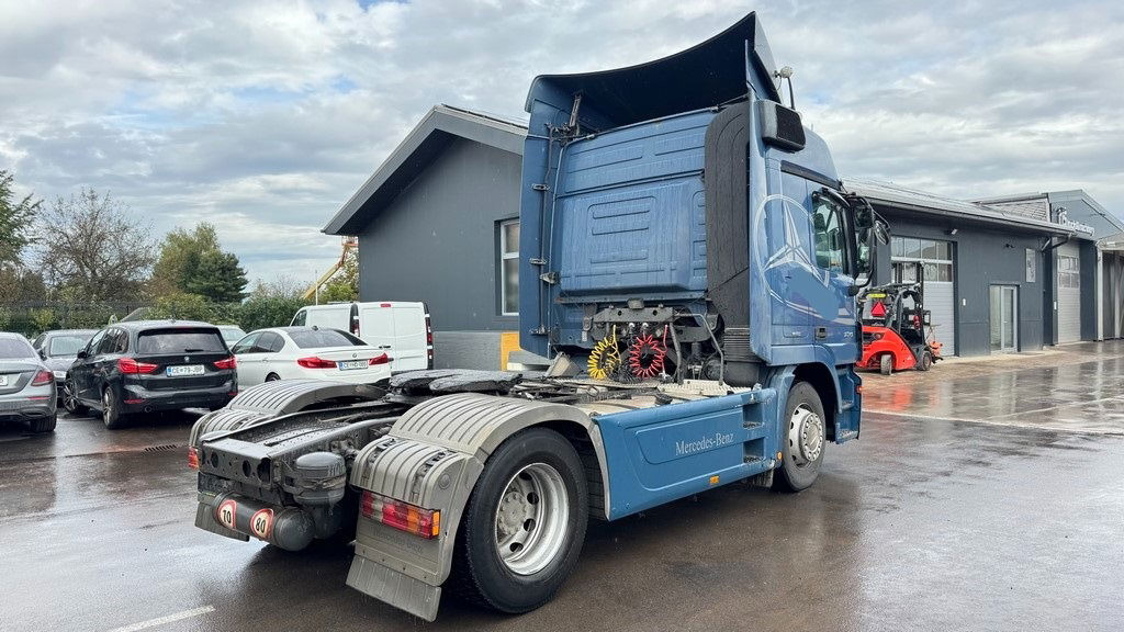 Mercedes-Benz Actros 1841 LS 4x2 tractor unit - retarder - Tegljač: slika Mercedes-Benz Actros 1841 LS 4x2 tractor unit - retarder - Tegljač Mercedes-Benz Actros 1841 LS 4x2 tractor unit - retarder - Tegljač: slika Mercedes-Benz Actros 1841 LS 4x2 tractor unit - retarder - Tegljač