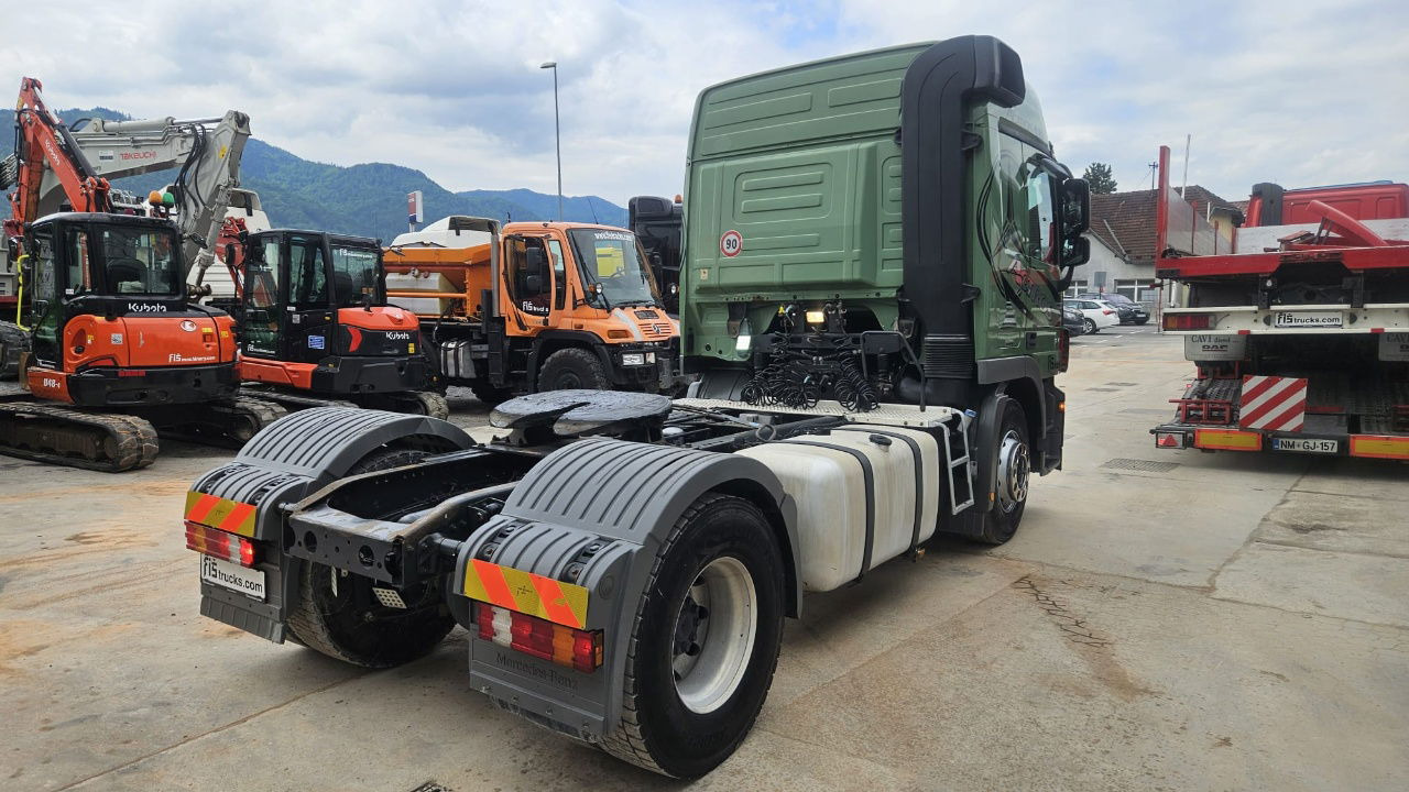 Mercedes-Benz Actros 1841 LS - tipper hydraulics - retarder - Tegljač: slika Mercedes-Benz Actros 1841 LS - tipper hydraulics - retarder - Tegljač Mercedes-Benz Actros 1841 LS - tipper hydraulics - retarder - Tegljač: slika Mercedes-Benz Actros 1841 LS - tipper hydraulics - retarder - Tegljač