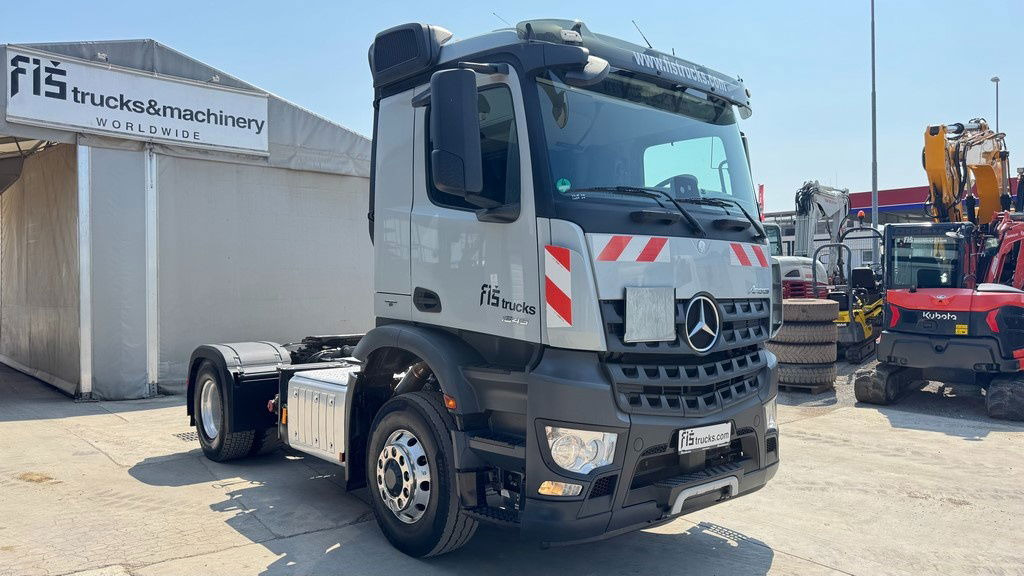 Mercedes-Benz Arocs 1845 HAD 4X4 tractor unit - tipper hydraulics - retarder - Tegljač: slika Mercedes-Benz Arocs 1845 HAD 4X4 tractor unit - tipper hydraulics - retarder - Tegljač Mercedes-Benz Arocs 1845 HAD 4X4 tractor unit - tipper hydraulics - retarder - Tegljač: slika Mercedes-Benz Arocs 1845 HAD 4X4 tractor unit - tipper hydraulics - retarder - Tegljač