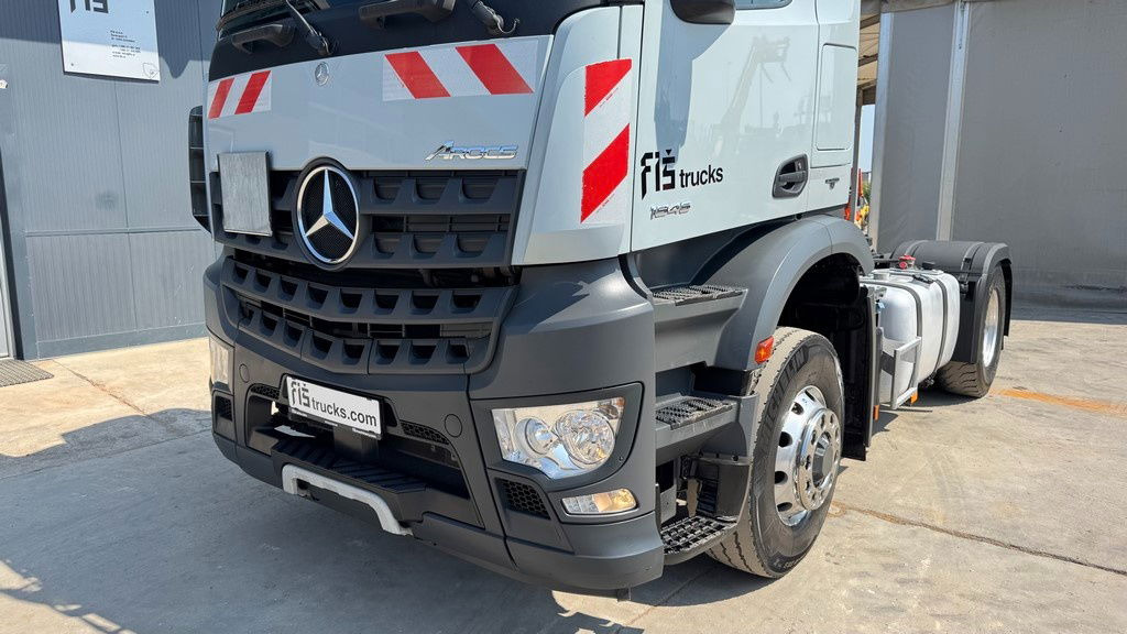 Mercedes-Benz Arocs 1845 HAD 4X4 tractor unit - tipper hydraulics - retarder - Tegljač: slika Mercedes-Benz Arocs 1845 HAD 4X4 tractor unit - tipper hydraulics - retarder - Tegljač Mercedes-Benz Arocs 1845 HAD 4X4 tractor unit - tipper hydraulics - retarder - Tegljač: slika Mercedes-Benz Arocs 1845 HAD 4X4 tractor unit - tipper hydraulics - retarder - Tegljač