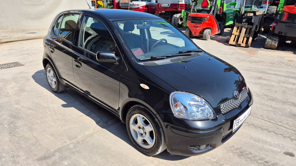 Toyota Yaris 1.3 - Petrol - 5 Doors - AC - Hatchback: slika Toyota Yaris 1.3 - Petrol - 5 Doors - AC - Hatchback Toyota Yaris 1.3 - Petrol - 5 Doors - AC - Hatchback: slika Toyota Yaris 1.3 - Petrol - 5 Doors - AC - Hatchback