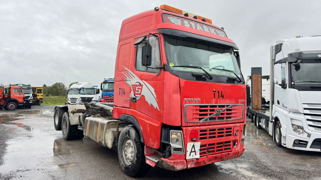 Volvo FH 12 460 6x2 Meiller abroll tipper - motor brake - lifting axle - Transporter kontejnera/ Kamion s izmjenjivim sanducima: slika Volvo FH 12 460 6x2 Meiller abroll tipper - motor brake - lifting axle - Transporter kontejnera/ Kamion s izmjenjivim sanducima Volvo FH 12 460 6x2 Meiller abroll tipper - motor brake - lifting axle - Transporter kontejnera/ Kamion s izmjenjivim sanducima: slika Volvo FH 12 460 6x2 Meiller abroll tipper - motor brake - lifting axle - Transporter kontejnera/ Kamion s izmjenjivim sanducima