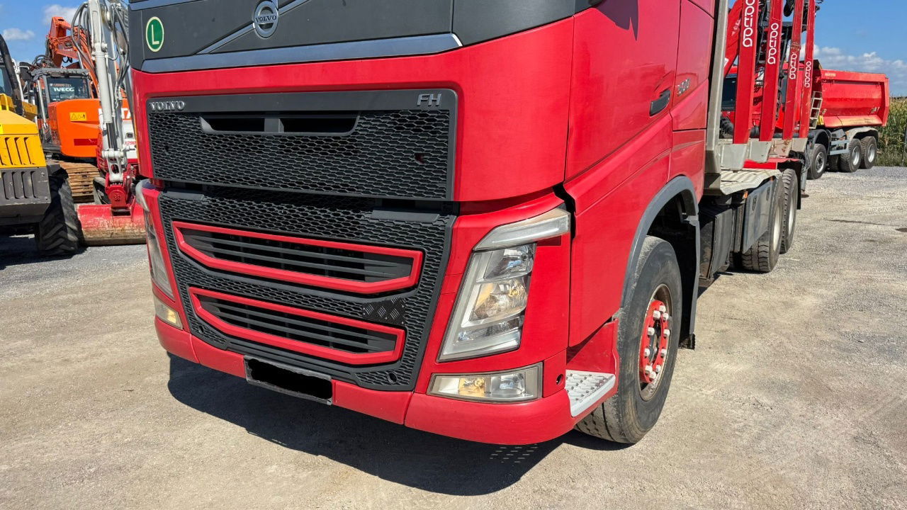 Volvo FH 500 500 6x4 forest truck - Epsilon 110Z - scissors - Transporter kontejnera/ Kamion s izmjenjivim sanducima: slika Volvo FH 500 500 6x4 forest truck - Epsilon 110Z - scissors - Transporter kontejnera/ Kamion s izmjenjivim sanducima Volvo FH 500 500 6x4 forest truck - Epsilon 110Z - scissors - Transporter kontejnera/ Kamion s izmjenjivim sanducima: slika Volvo FH 500 500 6x4 forest truck - Epsilon 110Z - scissors - Transporter kontejnera/ Kamion s izmjenjivim sanducima