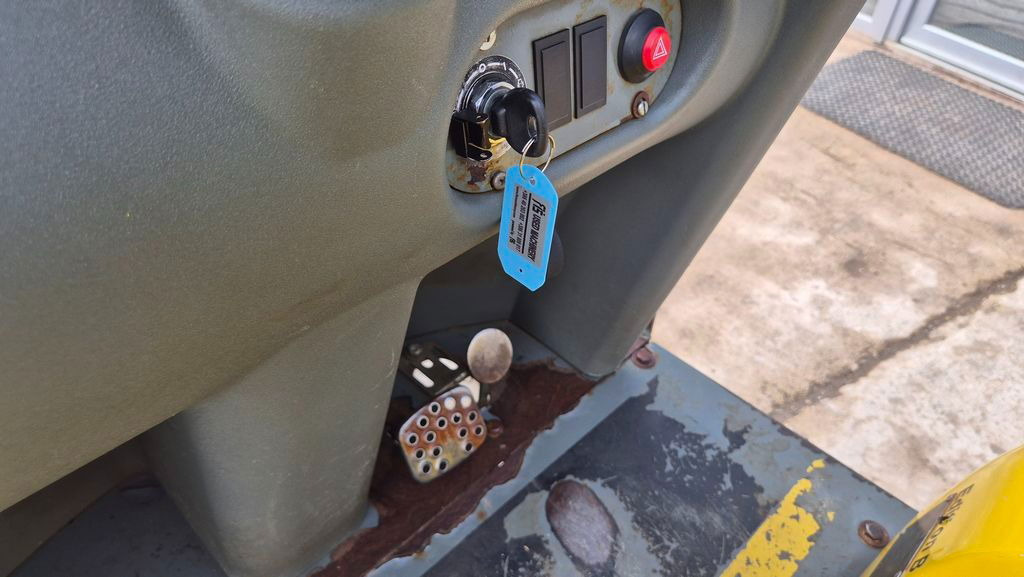 Mini istovarivač WACKER NEUSON 1001 - 2017 Year - 1540 Working Hours: slika Mini istovarivač WACKER NEUSON 1001 - 2017 Year - 1540 Working Hours Mini istovarivač WACKER NEUSON 1001 - 2017 Year - 1540 Working Hours: slika Mini istovarivač WACKER NEUSON 1001 - 2017 Year - 1540 Working Hours